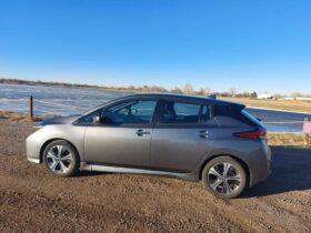 2022 Nissan LEAF SV